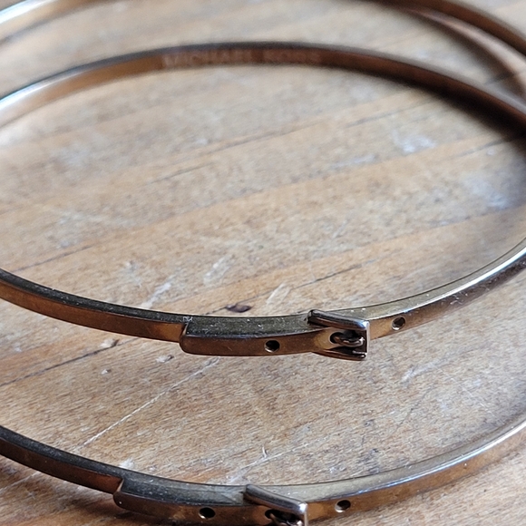 Set of 2 Micheal Kors Bracelet Bangals - Picture 2 of 4